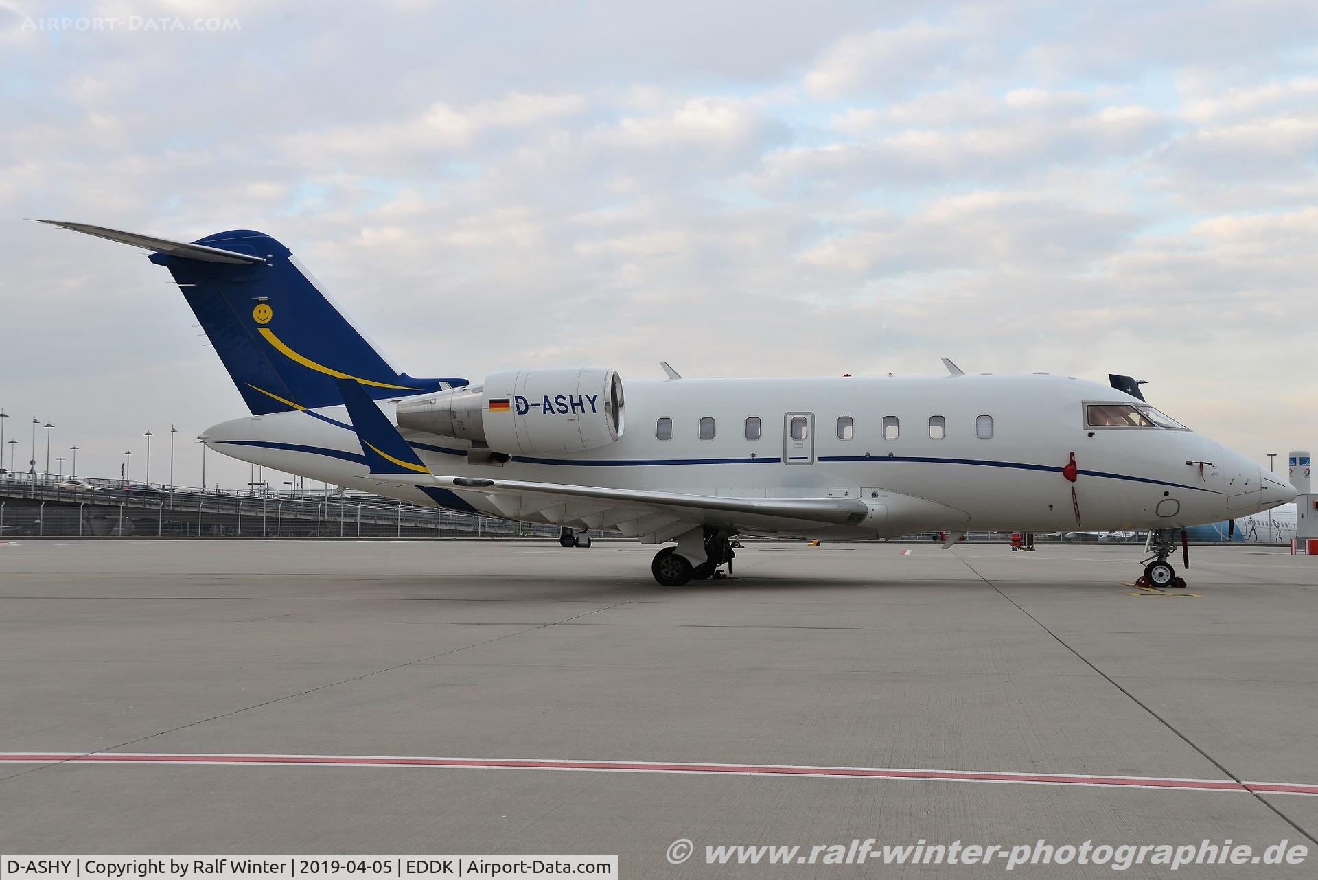 D-ASHY, 2013 Bombardier Challenger 605 (CL-600-2B16) C/N 5926, Bombardier CL-600-2B16 Challenger 605 - PAV ProAir Aviation - 5926 - D-ASHY - 05.04.2019 - CGN