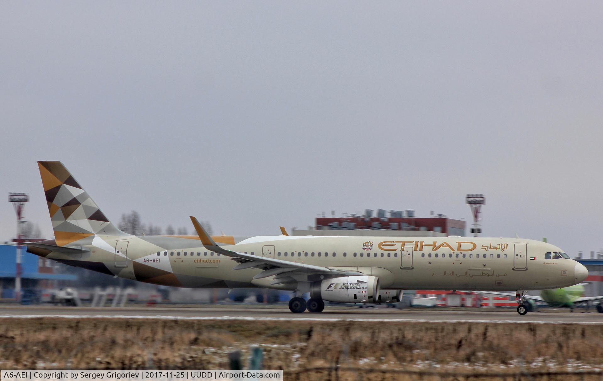 A6-AEI, 2015 Airbus A321-231 C/N 6821, A6-AEI A321
