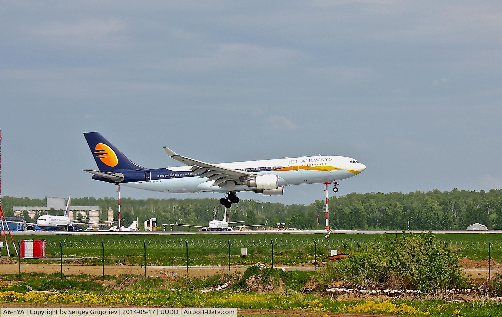 A6-EYA, 2000 Airbus A330-223 C/N 361, A6-EYA A332 UAE (JAI livery)