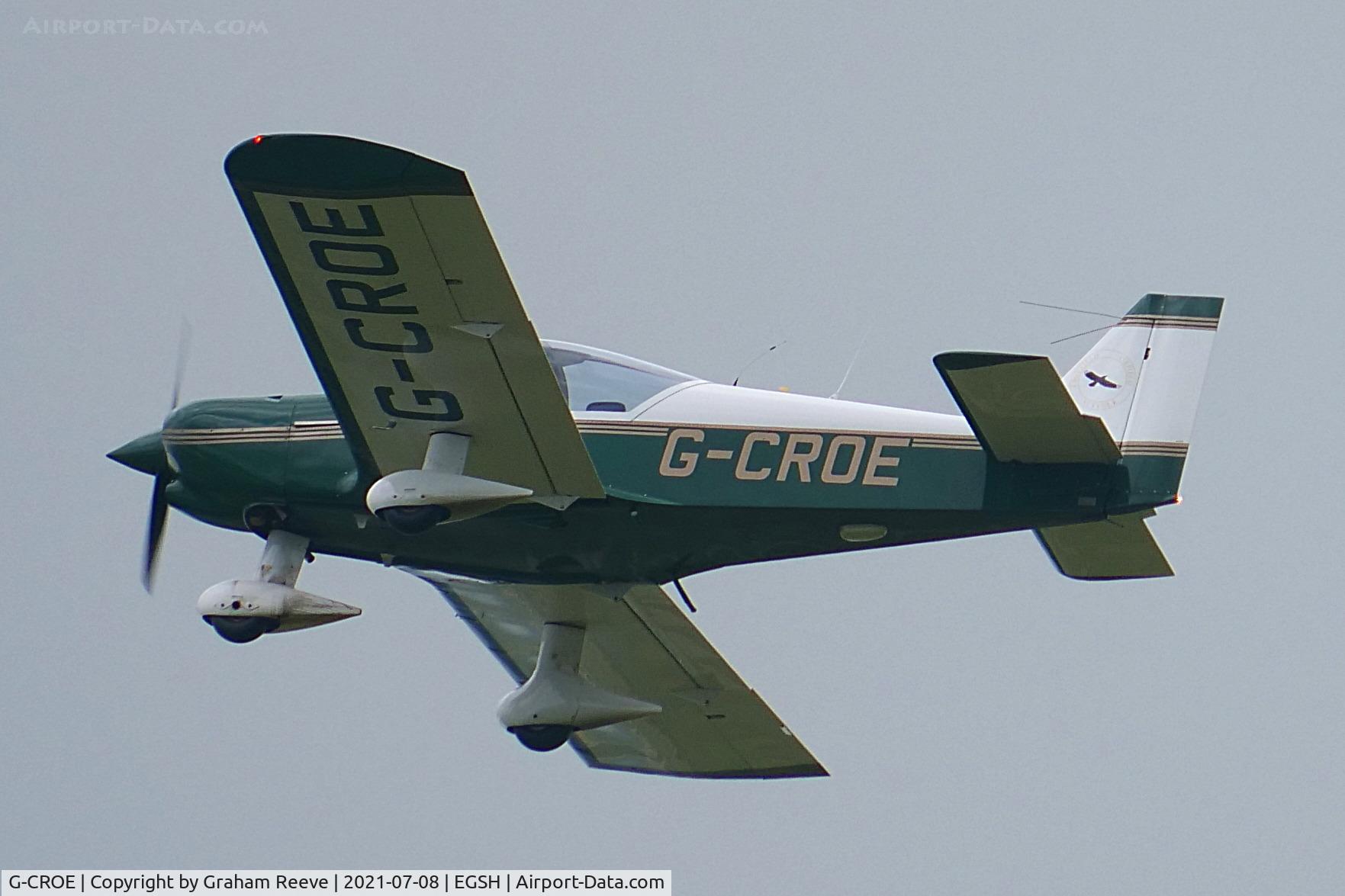 G-CROE, 1994 Robin HR-200-120B C/N 282, Departing from Norwich.