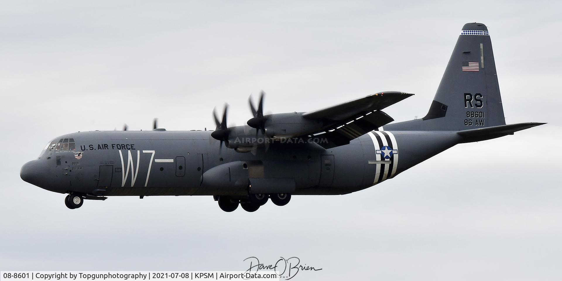 08-8601, 2008 Lockheed Martin C-130J-30 Super Hercules C/N 382-5609, HERKY69 coming in to land from overseas.