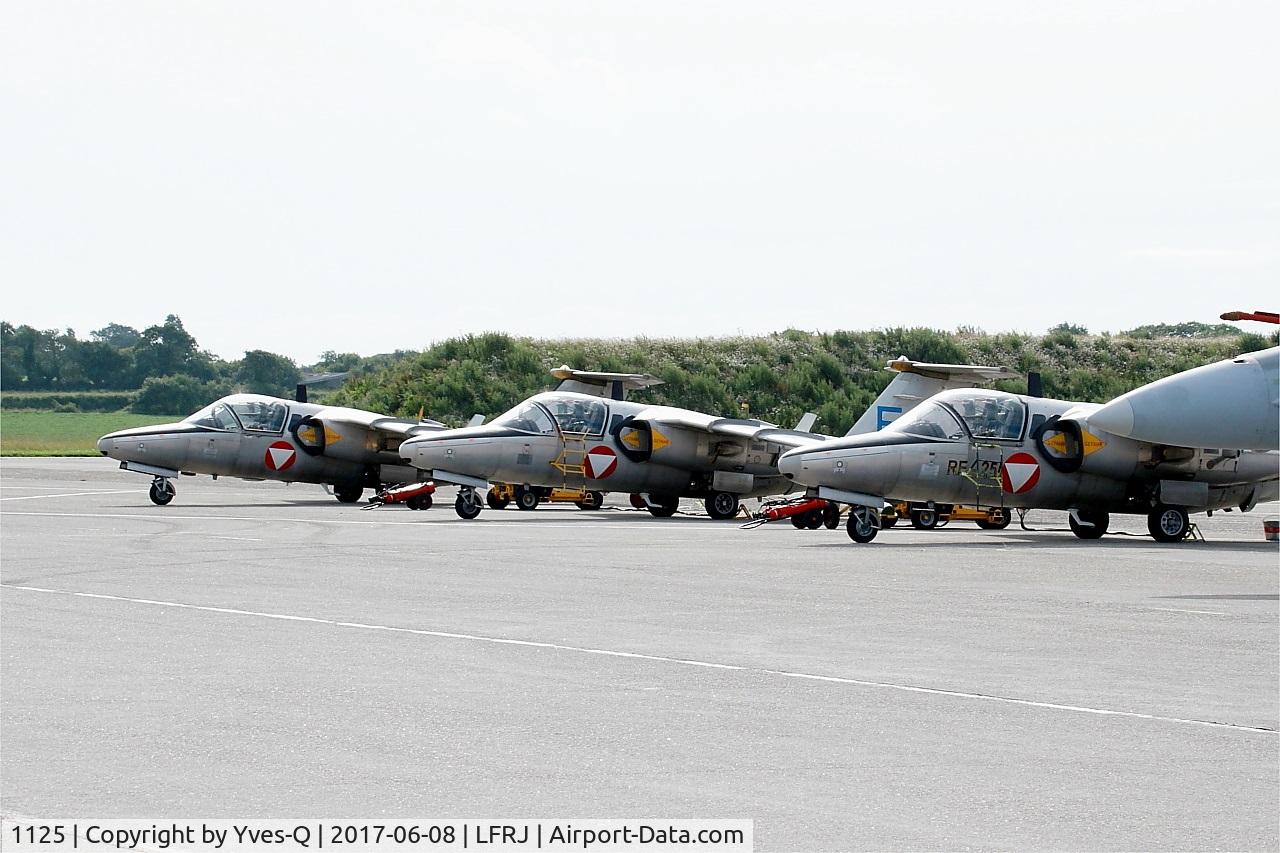 1125, Saab 105OE C/N 105425, Saab 105OE, Flight line, Landivisiau Naval Air Base (LFRJ) Tiger Meet 2017