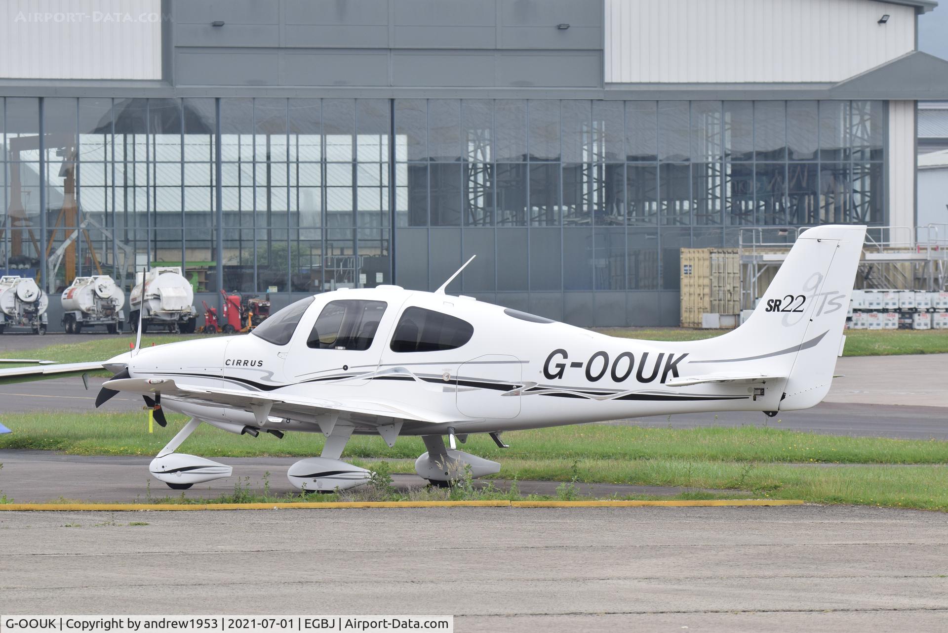 G-OOUK, 2005 Cirrus SR22 GTS C/N 1463, G-OOUK at Gloucestershire Airport.