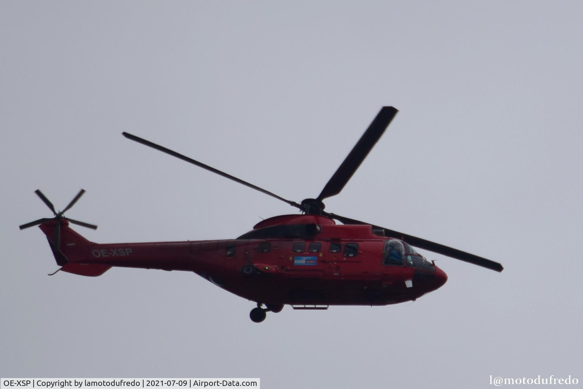 OE-XSP, 1994 Eurocopter AS 332L1 Super Puma C/N 2407, In the sky of Noisy-le-Grand (France).