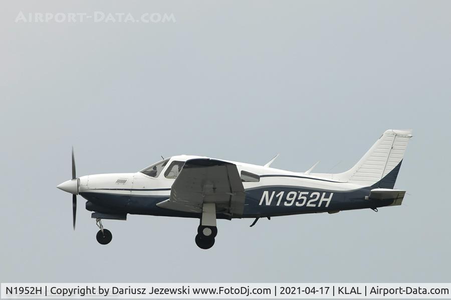 N1952H, 1977 Piper PA-28R-201T Cherokee Arrow III C/N 28R-7703041, Piper PA-28R-201T Arrow III  C/N 28R-7703041, N1952H