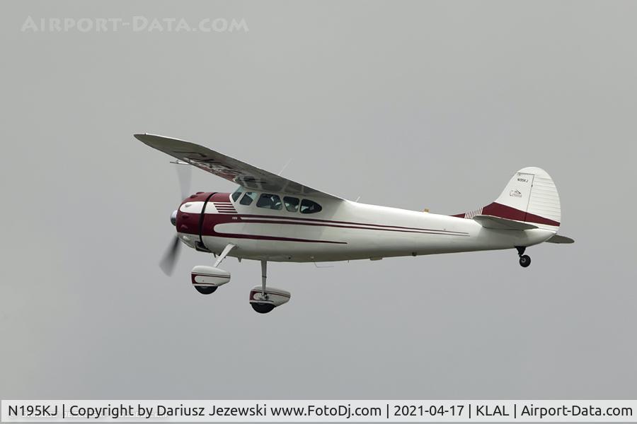 N195KJ, 1952 Cessna 195 C/N 7800, Cessna 195 Businessliner  C/N 7800, N195KJ