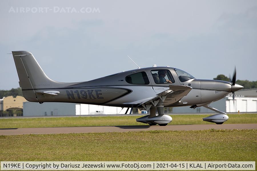 N19KE, Cirrus SR22T C/N 2194, Cirrus SR22T  C/N 2194, N19KE