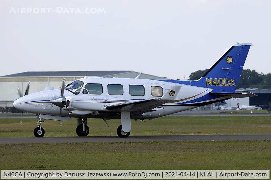 N40CA, 1969 Beech 1079 C/N 697696, Piper PA-31-325 Navajo  C/N 31-8012082, N40CA