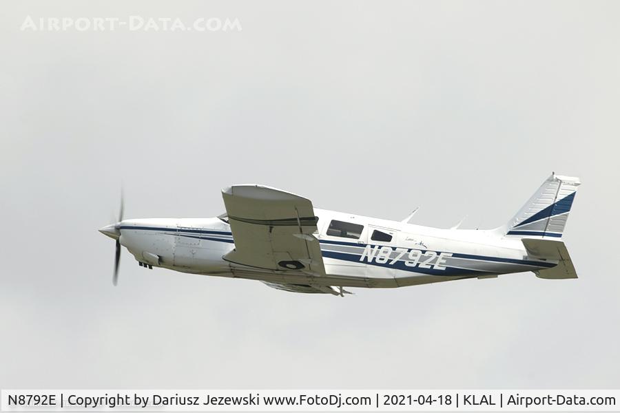 N8792E, 1976 Piper PA-32R-300 Cherokee Lance C/N 32R-7680178, Piper PA-32R-300 Cherokee Lance  C/N 32R-7680178, N8792E