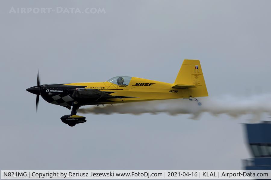 N821MG, 2009 Extra EA-300SC C/N SC010, Extra EA-300S  C/N 1035, N821MG