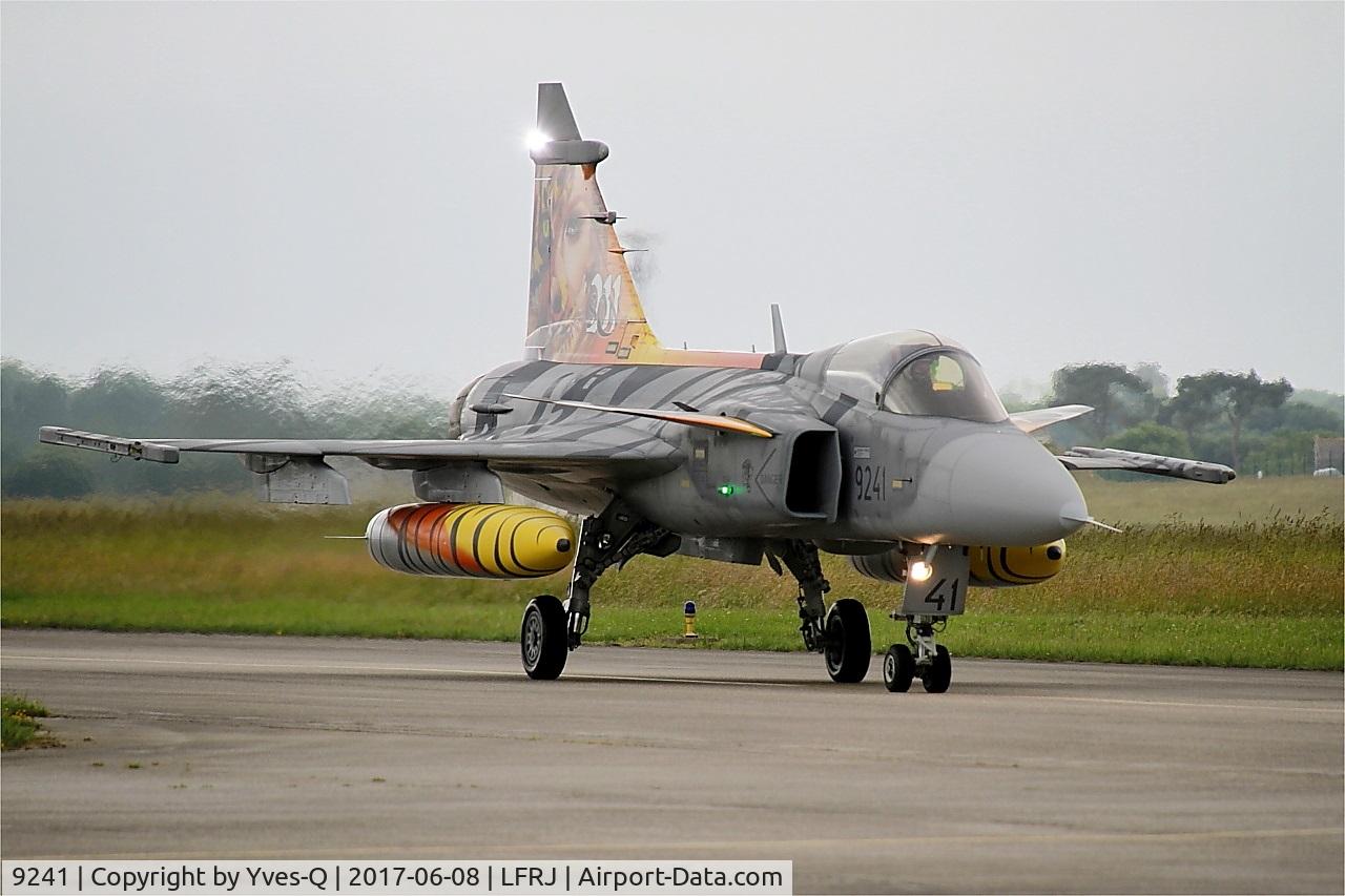 9241, Saab JAS-39C Gripen C/N 39241, Saab JAS-39C Gripen, Taxiing to flight line, Landivisiau Naval Air Base (LFRJ) Tiger Meet 2017