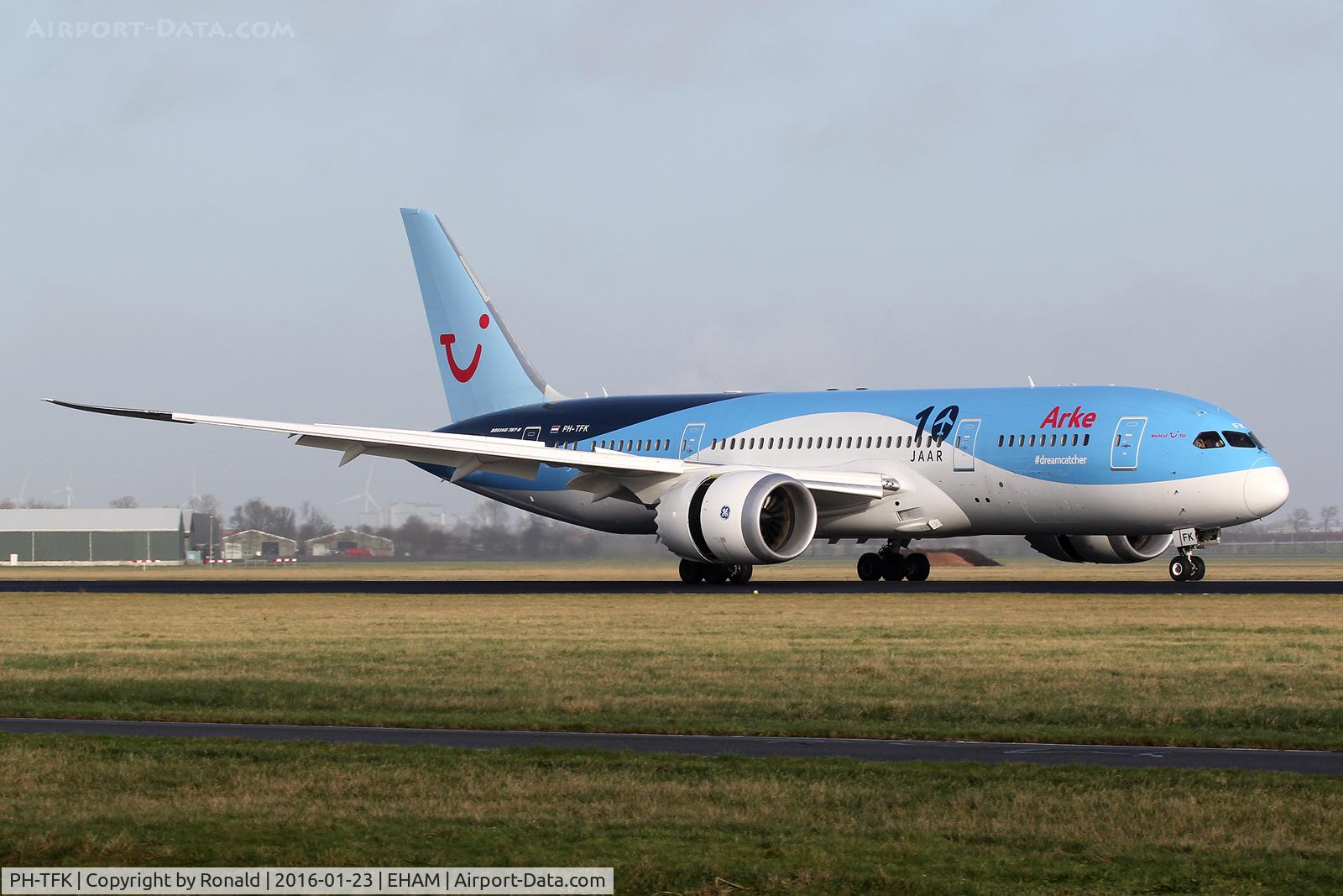 PH-TFK, 2014 Boeing 787-8 Dreamliner Dreamliner C/N 36427, at spl