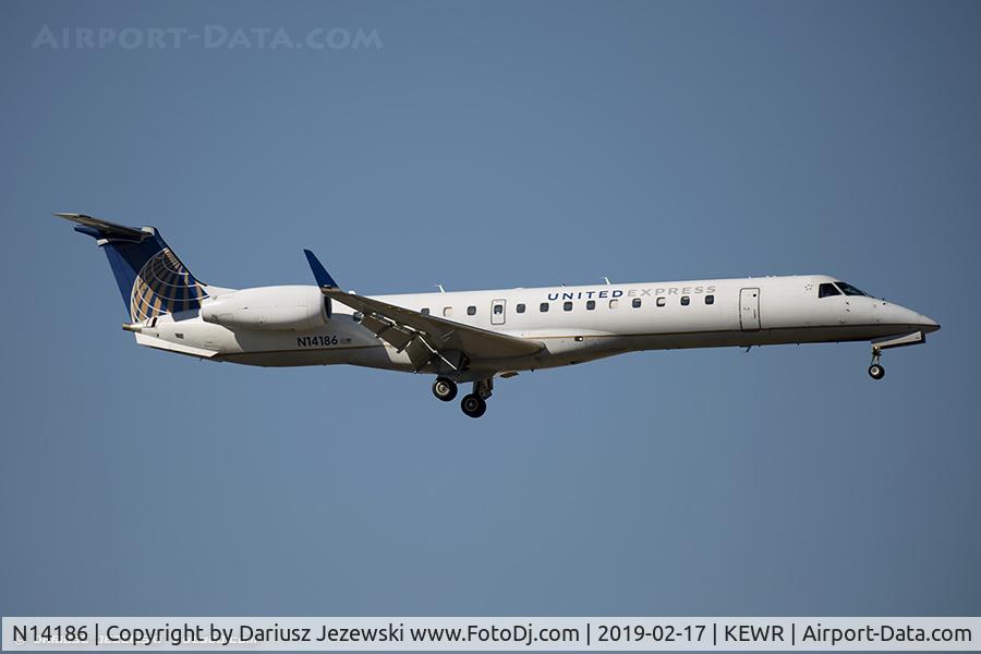N14186, 2005 Embraer ERJ-145XR (EMB-145XR) C/N 14500924, Embraer ERJ-145XR (EMB-145XR) - United Express (ExpressJet Airlines)   C/N 14500924, N14186