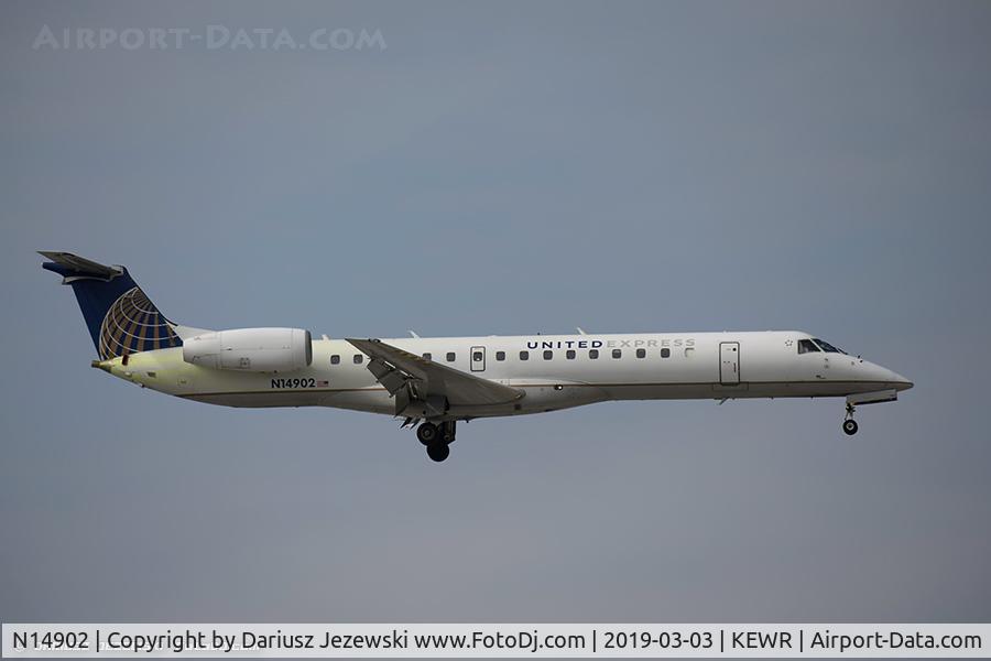 N14902, 2001 Embraer ERJ-145LR (EMB-145LR) C/N 145496, Embraer ERJ-145LR (EMB-145LR) - Continental Express (ExpressJet Airlines)   C/N 145496, N14902