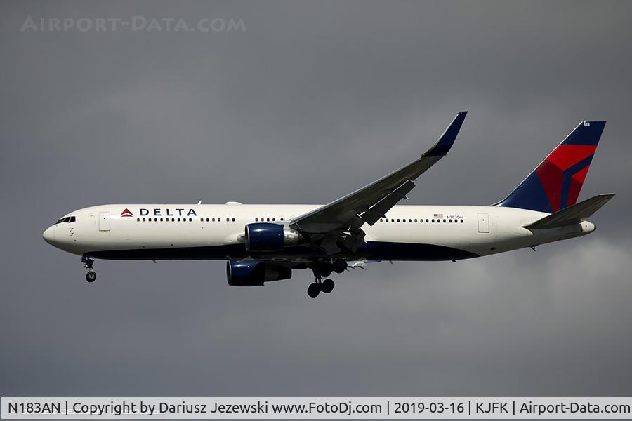 N183AN, 1999 Boeing 757-223 C/N 29593, Boeing 757-223 - American Airlines  C/N 29593, N183AN