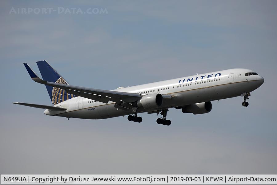 N649UA, 1992 Boeing 767-322 C/N 25286, Boeing 767-322/ER - United Airlines  C/N 25286, N649UA