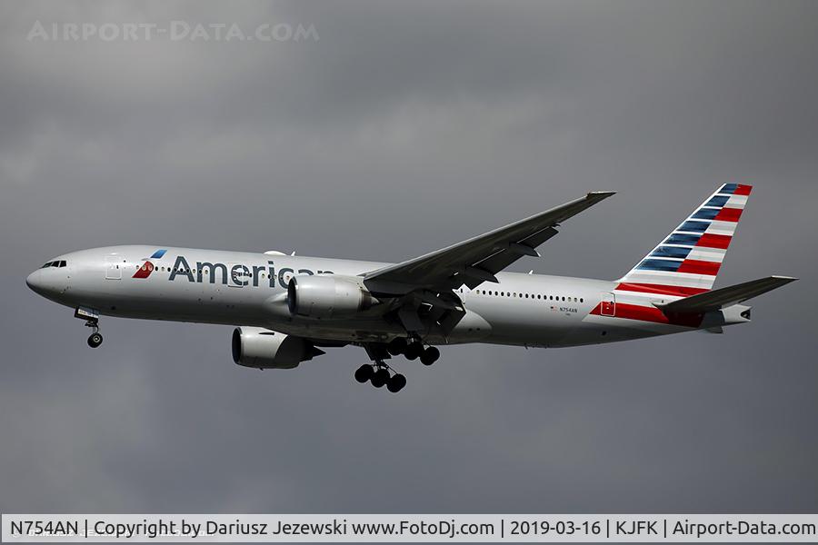 N754AN, 2001 Boeing 777-223 C/N 30262, Boeing 777-223/ER - American Airlines  C/N 30262, N754AN