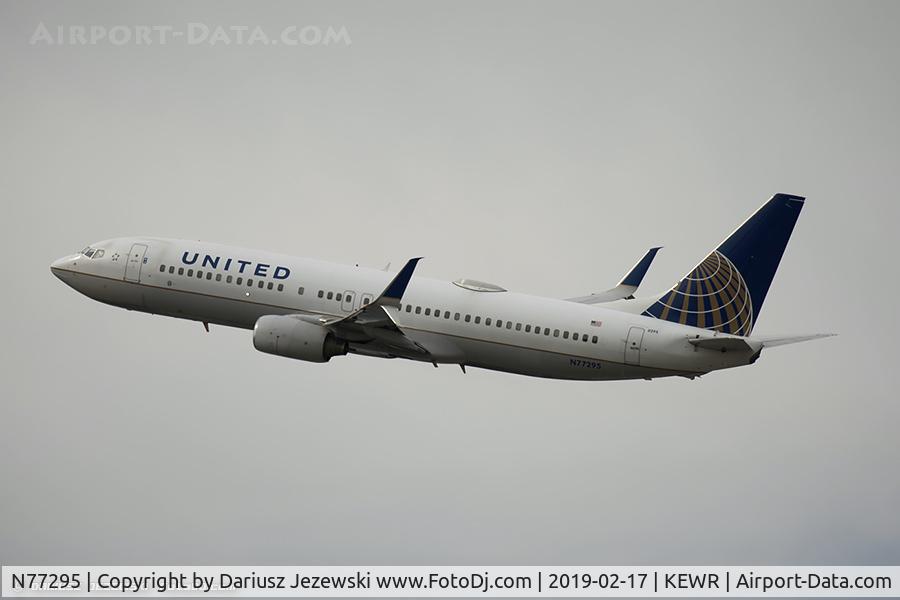 N77295, 2005 Boeing 737-824 C/N 34001, Boeing 737-824 - United Airlines  C/N 34001, N77295