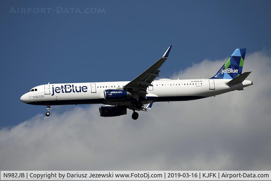 N982JB, 2017 Airbus A321-231 C/N 7815, Airbus A321-231 
