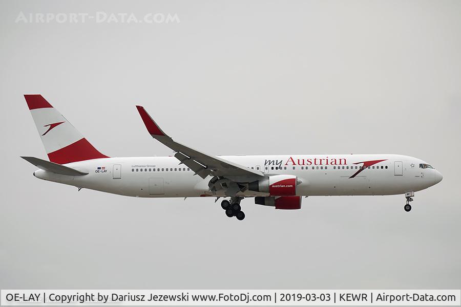OE-LAY, 1998 Boeing 767-3Z9/ER C/N 29867, Boeing 767-3Z9/ER - Austrian Airlines  C/N 29867, OE-LAY