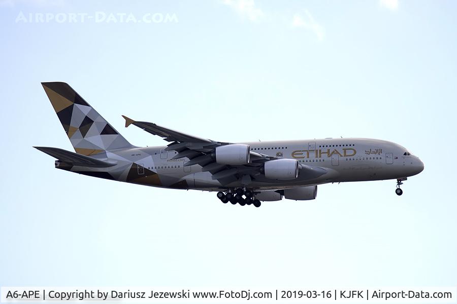 A6-APE, 2015 Airbus A380-861 C/N 191, Airbus A380-861 - Etihad Airways  C/N 191, A6-APE
