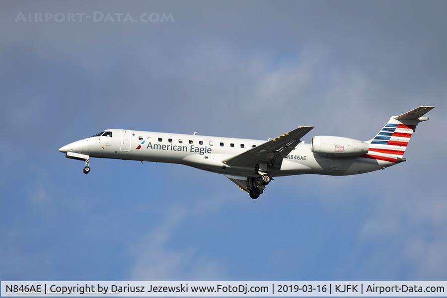 N846AE, 2003 Embraer ERJ-140LR (EMB-135KL) C/N 145692, Embraer ERJ-140LR (EMB-135KL) - American Eagle  C/N 145692, N846AE