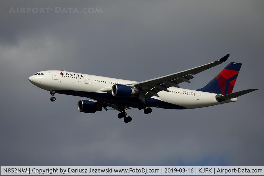 N852NW, 2004 Airbus A330-223 C/N 0614, Airbus A330-223 - Delta Air Lines  C/N 614, N852NW