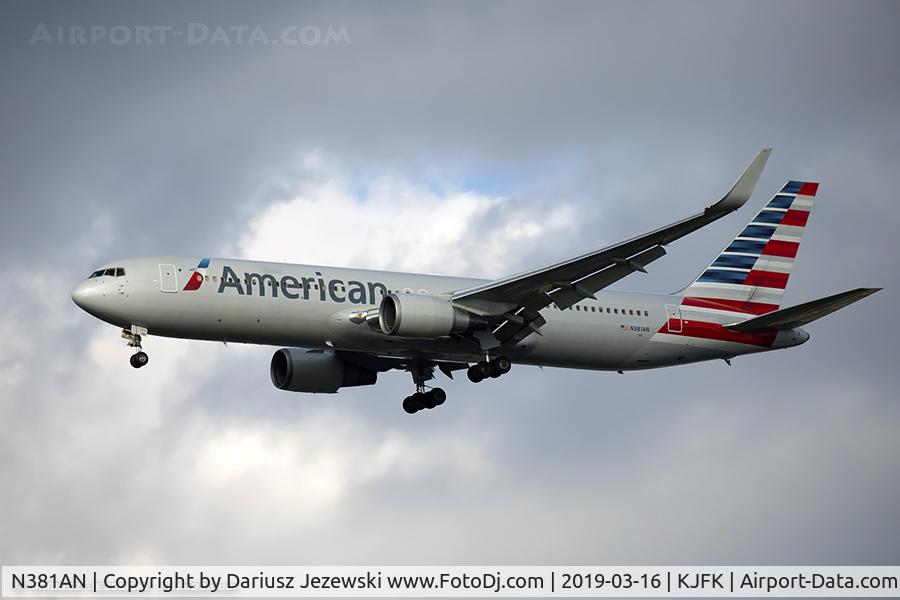 N381AN, 1993 Boeing 767-323 C/N 25450, Boeing 767-323/ER - American Airlines  C/N 25450, N381AN