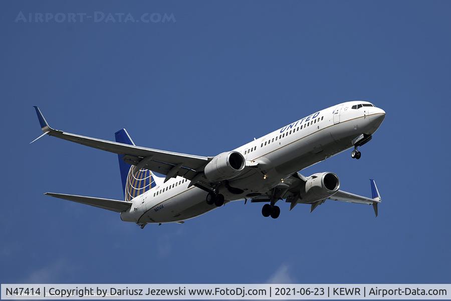 N47414, 2008 Boeing 737-924/ER C/N 32827, Boeing 737-924/ER - United Airlines  C/N 32827, N47414