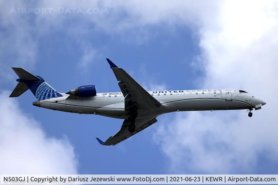 N503GJ, 2001 Bombardier CRJ-701 (CL-600-2C10) C/N 10019, Bombardier CRJ-550 - United Express (GoJet Airlines)  C/N 10019, N503GJ