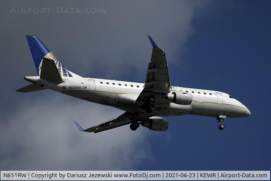 N651RW, 2005 Embraer 170SE (ERJ-170-100SE) C/N 17000072, Embraer ERJ-170-100SE- United Express (Republic Airlines)  C/N 17000072, N651RW