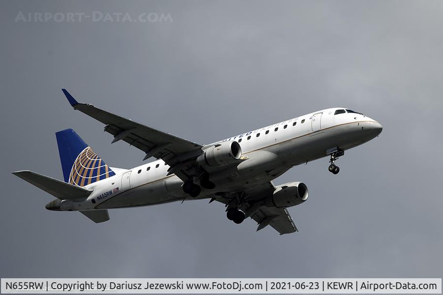 N655RW, 2005 Embraer 170SE (ERJ-170-100SE) C/N 17000105, Embraer ERJ-170-100SE- United Express (Shuttle America)  C/N 17000105, N655RW