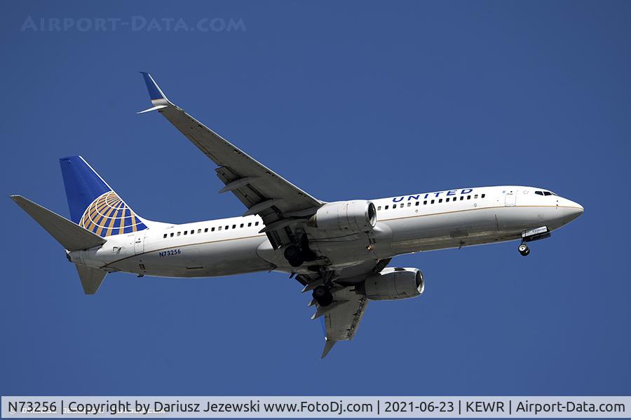N73256, 2000 Boeing 737-824 C/N 30611, Boeing 737-824 - United Airlines  C/N 30611, N73256