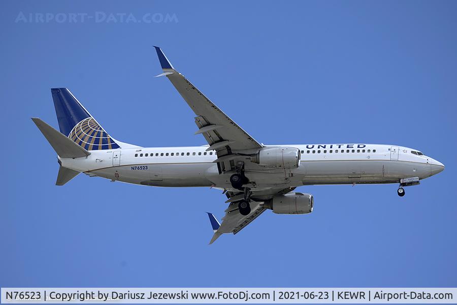 N76523, 2010 Boeing 737-824 C/N 37101, Boeing 737-824 - United Airlines  C/N 37101, N76523