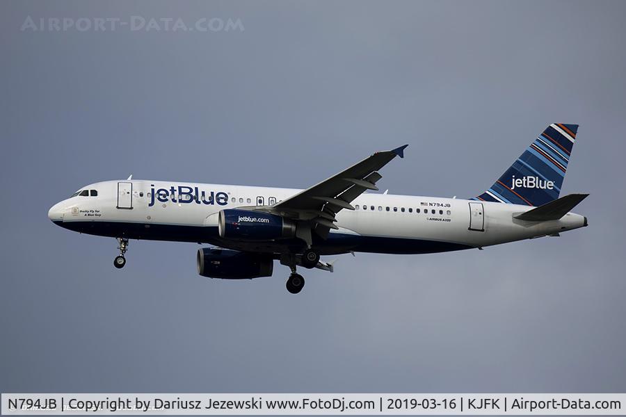 N794JB, 2011 Airbus A320-232 C/N 4904, Airbus A320-232 