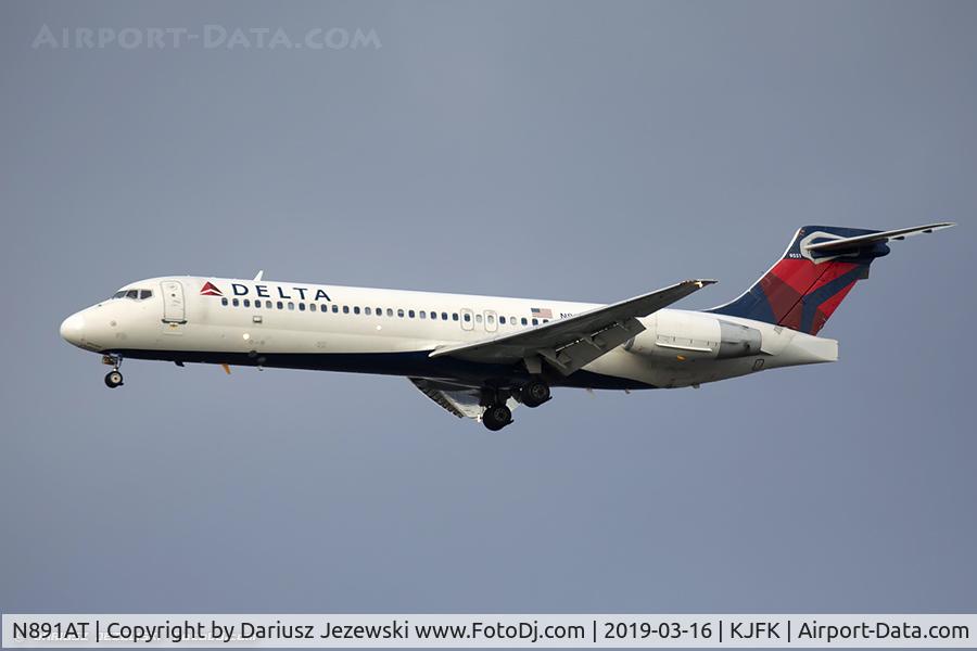 N891AT, 2004 Boeing 717-200 C/N 55043, Boeing 717-2BD - Delta Air Lines  C/N 55043, N891AT
