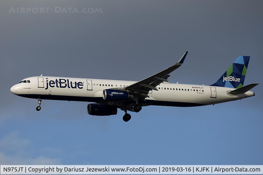 N975JT, 2017 Airbus A321-231 C/N 7520, Airbus A321-231 