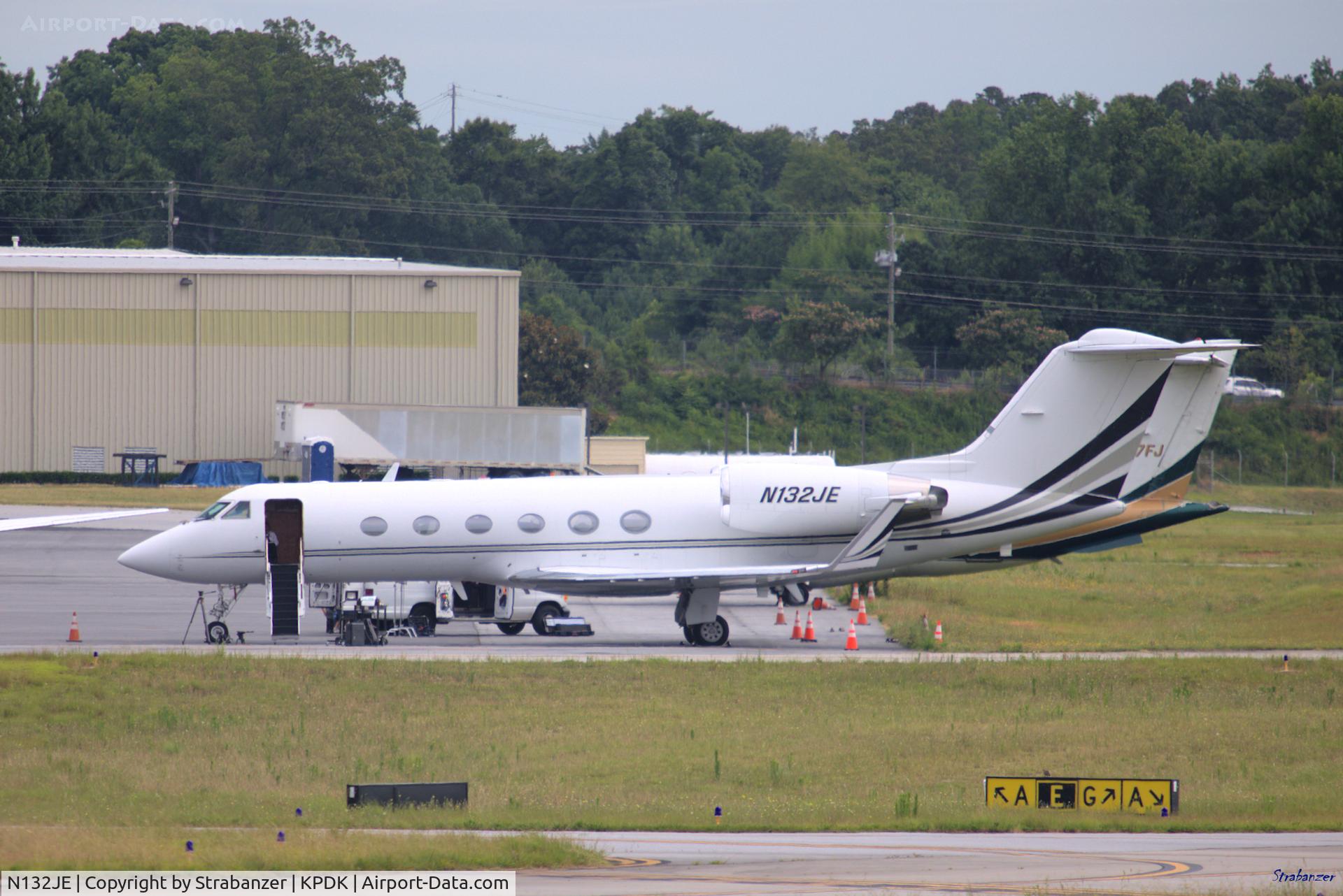 N132JE, 2000 Gulfstream Aerospace G-IV C/N 1403, Arrived from Teterboro, NY  (KTEB)
