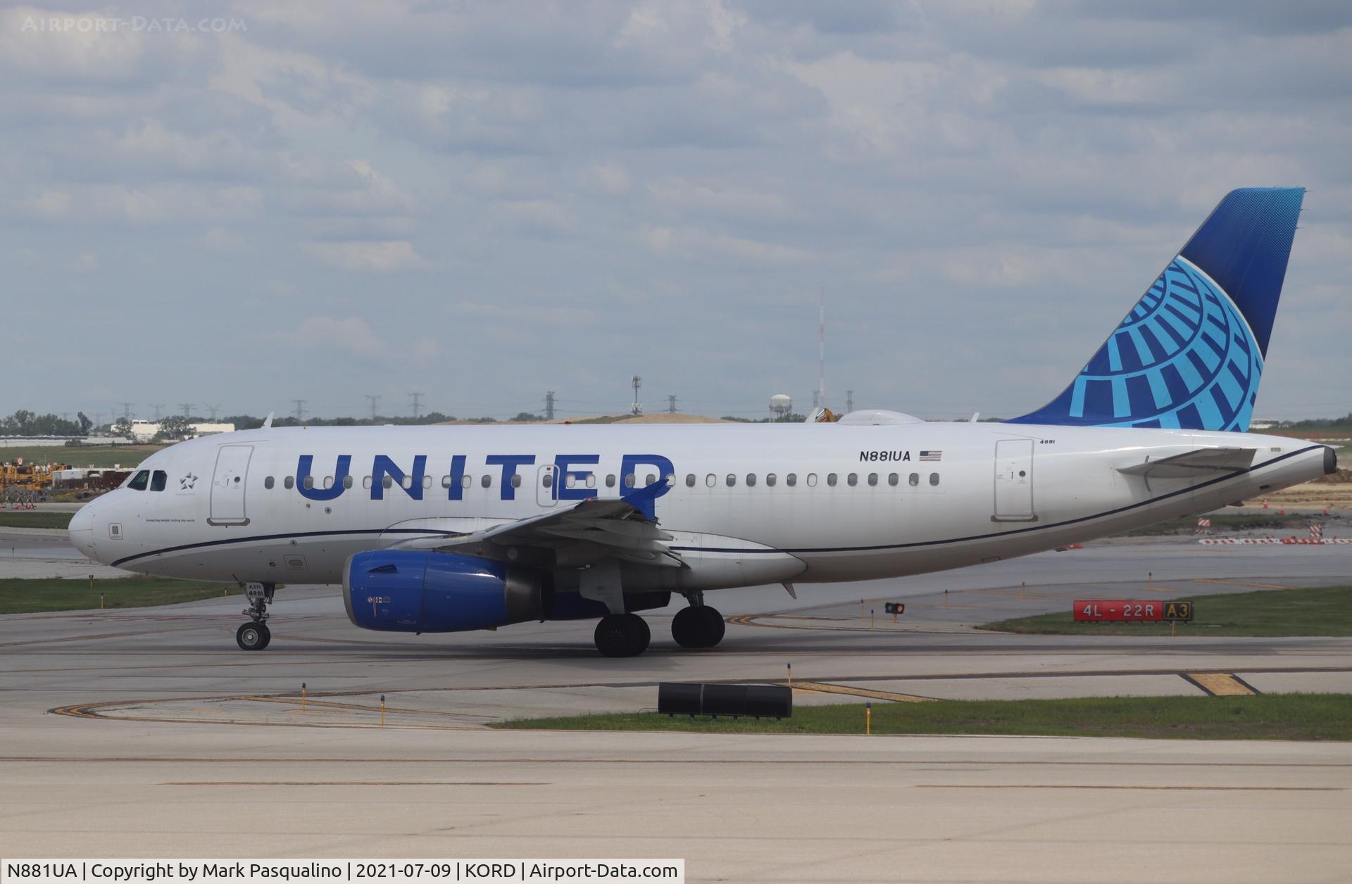 N881UA, 2005 Airbus A319-132 C/N 2435, Airbus A319-132