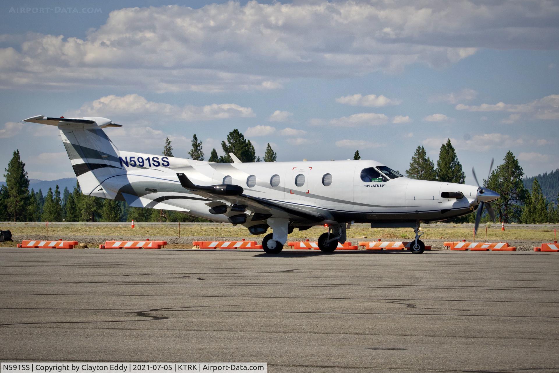 N591SS, 2004 Pilatus PC-12/45 C/N 591, Truckee airport California 2021.
