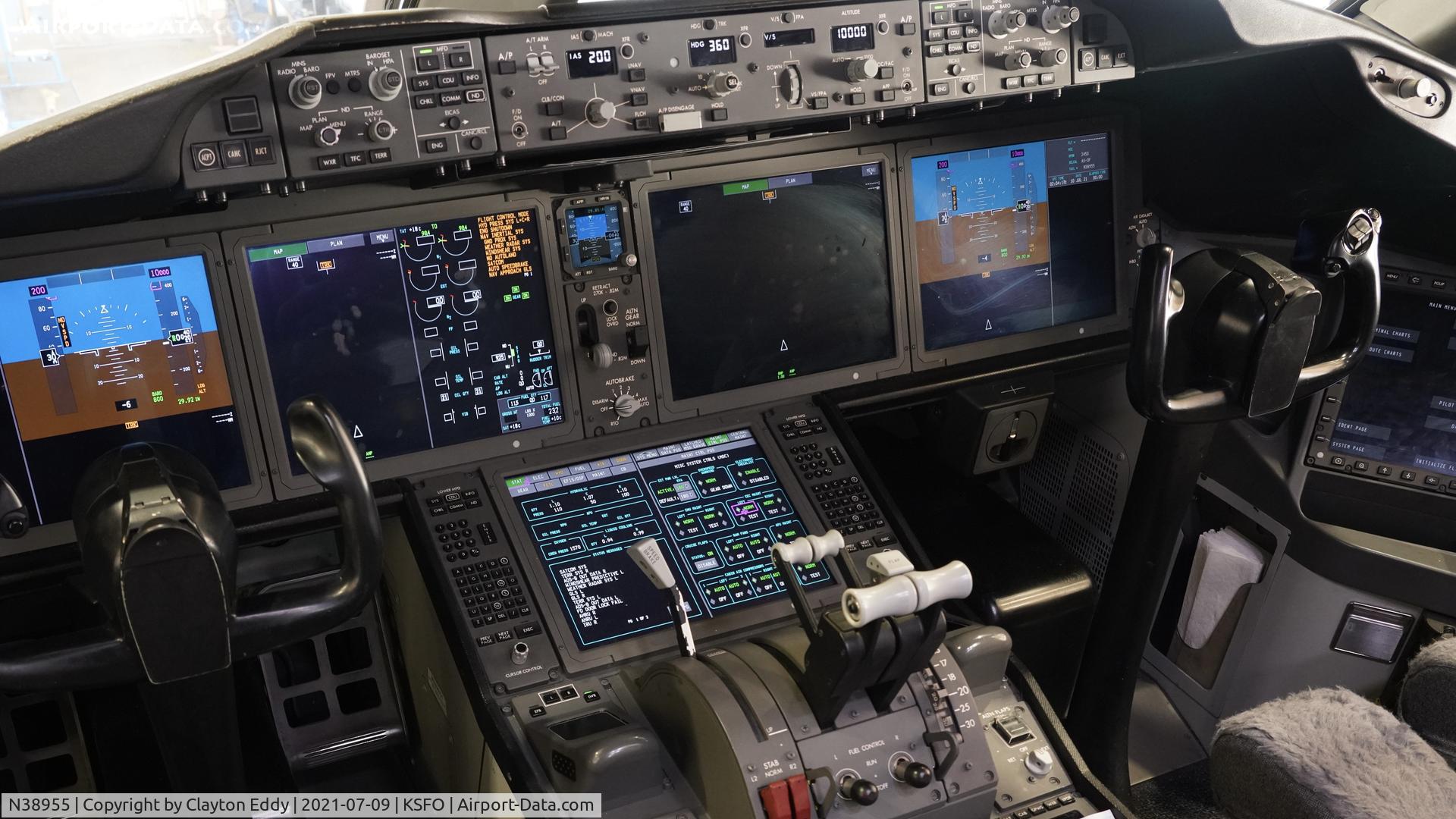 N38955, 2015 Boeing 787-9 Dreamliner C/N 37814, SFO 2021.