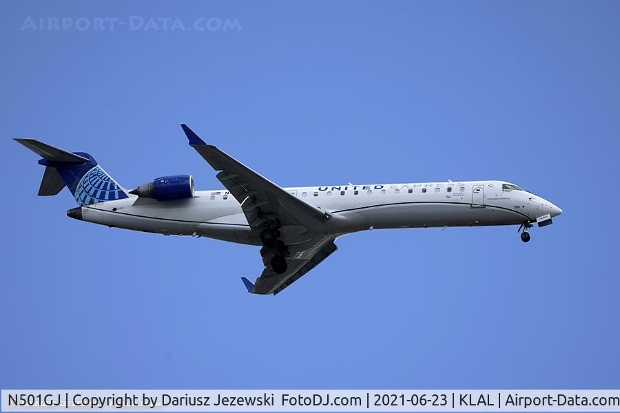 N501GJ, 2001 Bombardier CRJ-550 (CL-600-2C11) C/N 10005, Bombardier CRJ-550 - United Express (GoJet Airlines)  C/N 10005, N501GJ