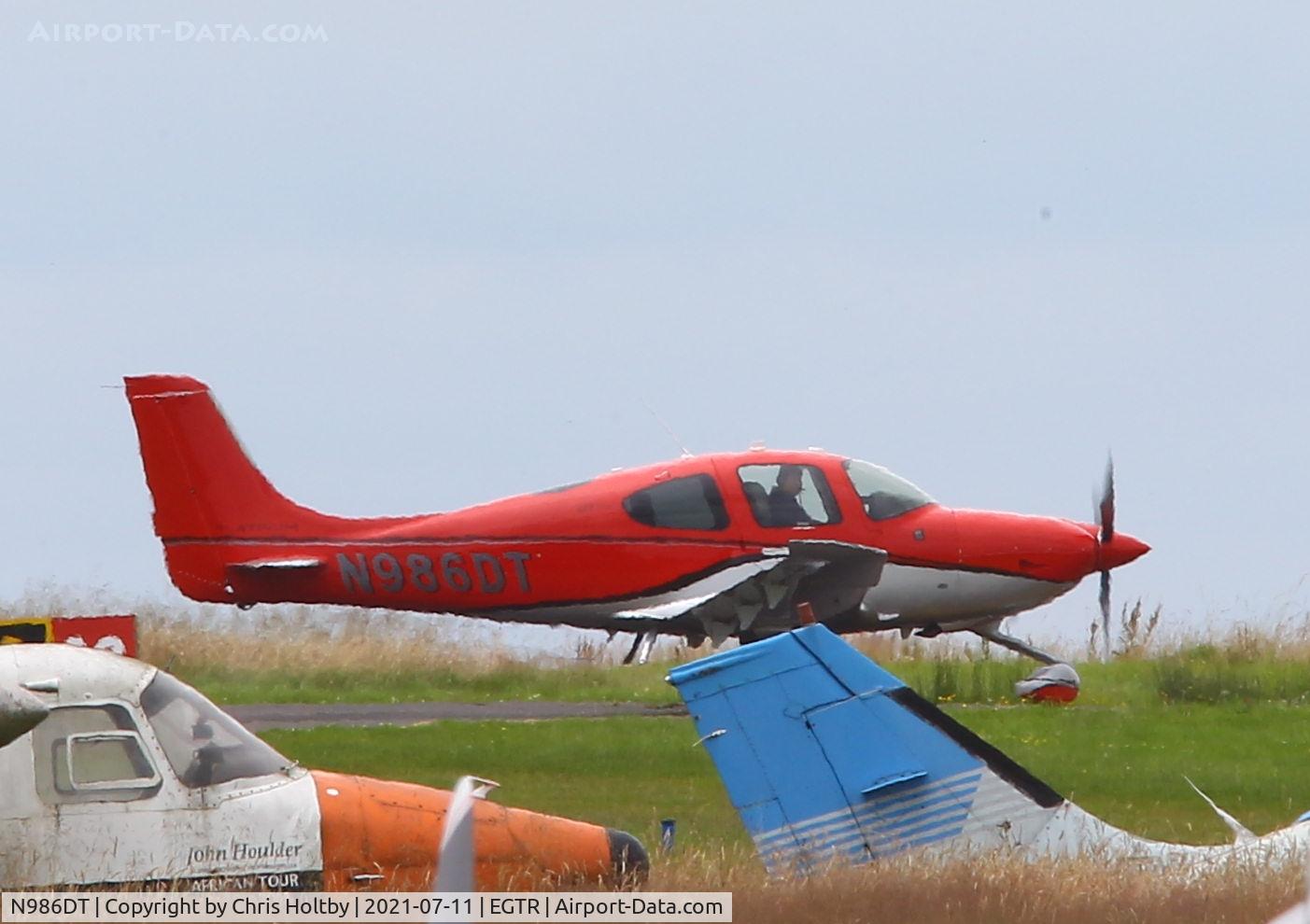 N986DT, 2017 Cirrus SR-22T G6-GTS Platinum C/N 1630, Ready for take-off from Elstree