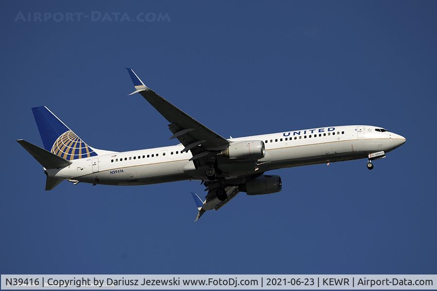 N39416, 2008 Boeing 737-924/ER C/N 37093, Boeing 737-924/ER - United Airlines  C/N 37093, N39416