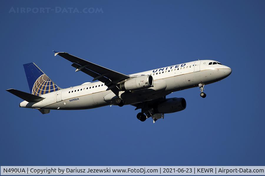 N490UA, 2002 Airbus A320-232 C/N 1728, Airbus A320-232 - United Airlines  C/N 1728, N490UA