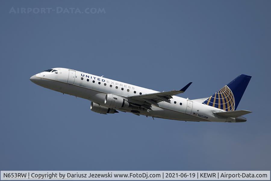 N653RW, 2005 Embraer 170SE (ERJ-170-100SE) C/N 17000076, Embraer ERJ-170-100SE- United Express (Shuttle America)  C/N 17000056, N653RW