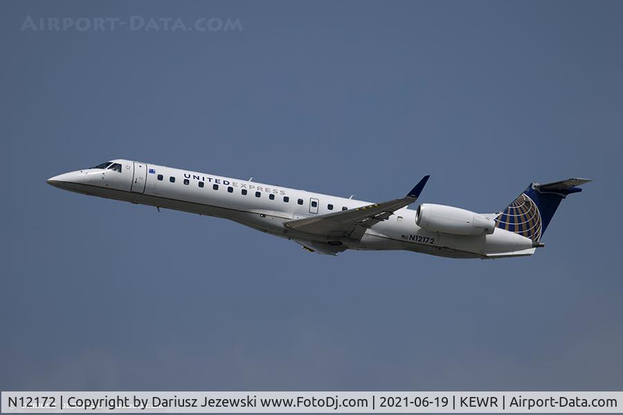 N12172, 2004 Embraer ERJ-145XR (EMB-145XR) C/N 14500864, Embraer EMB-145XR - United Express (ExpressJet Airlines)  C/N 14500864, N12172