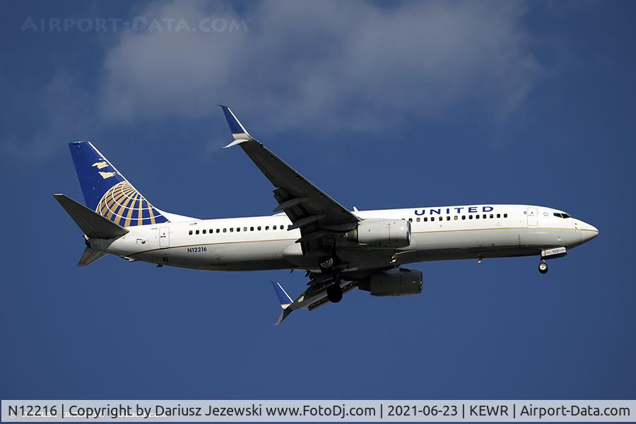 N12216, 1998 Boeing 737-824 C/N 28776, Boeing 737-824 - United Airlines  C/N 28776, N12216