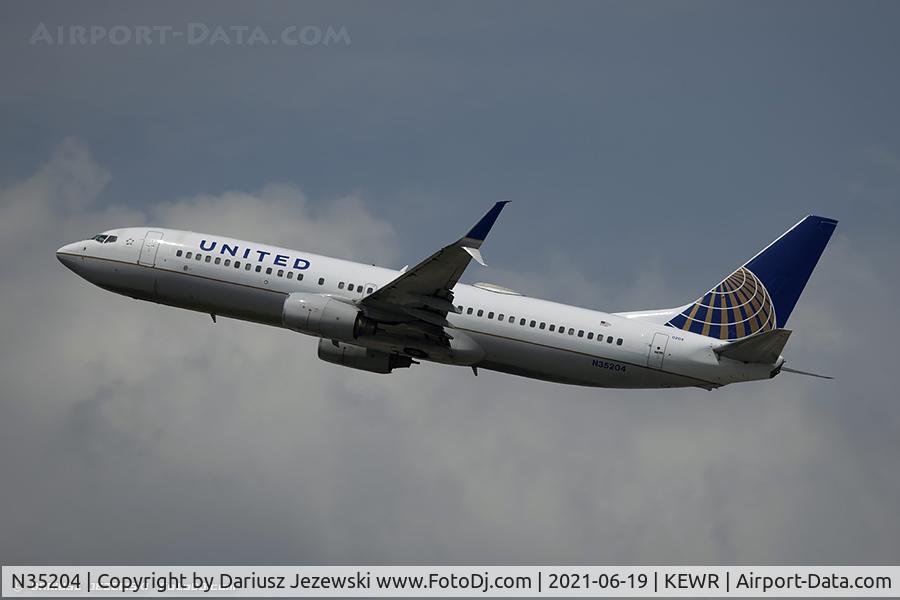 N35204, 2000 Boeing 737-824 C/N 30576, Boeing 737-824 - United Airlines  C/N 30576, N35204