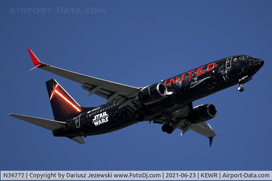 N36272, 2001 Boeing 737-824 C/N 31590, Boeing 737-824 - United Airlines  C/N 31590, N36272